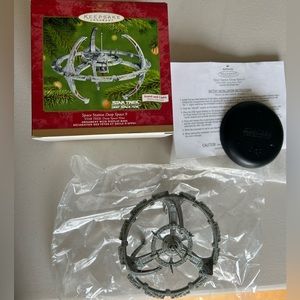 Space Station Deep Space 9 Hallmark Ornament Star Trek